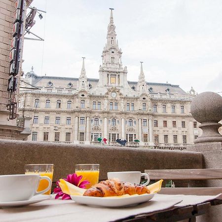 New York Palace View Apartment Budapest Exteriör bild